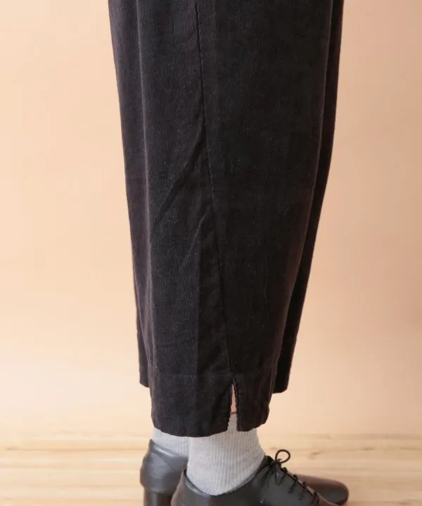 Fine-ribbed cotton corduroy slit pants 24W448