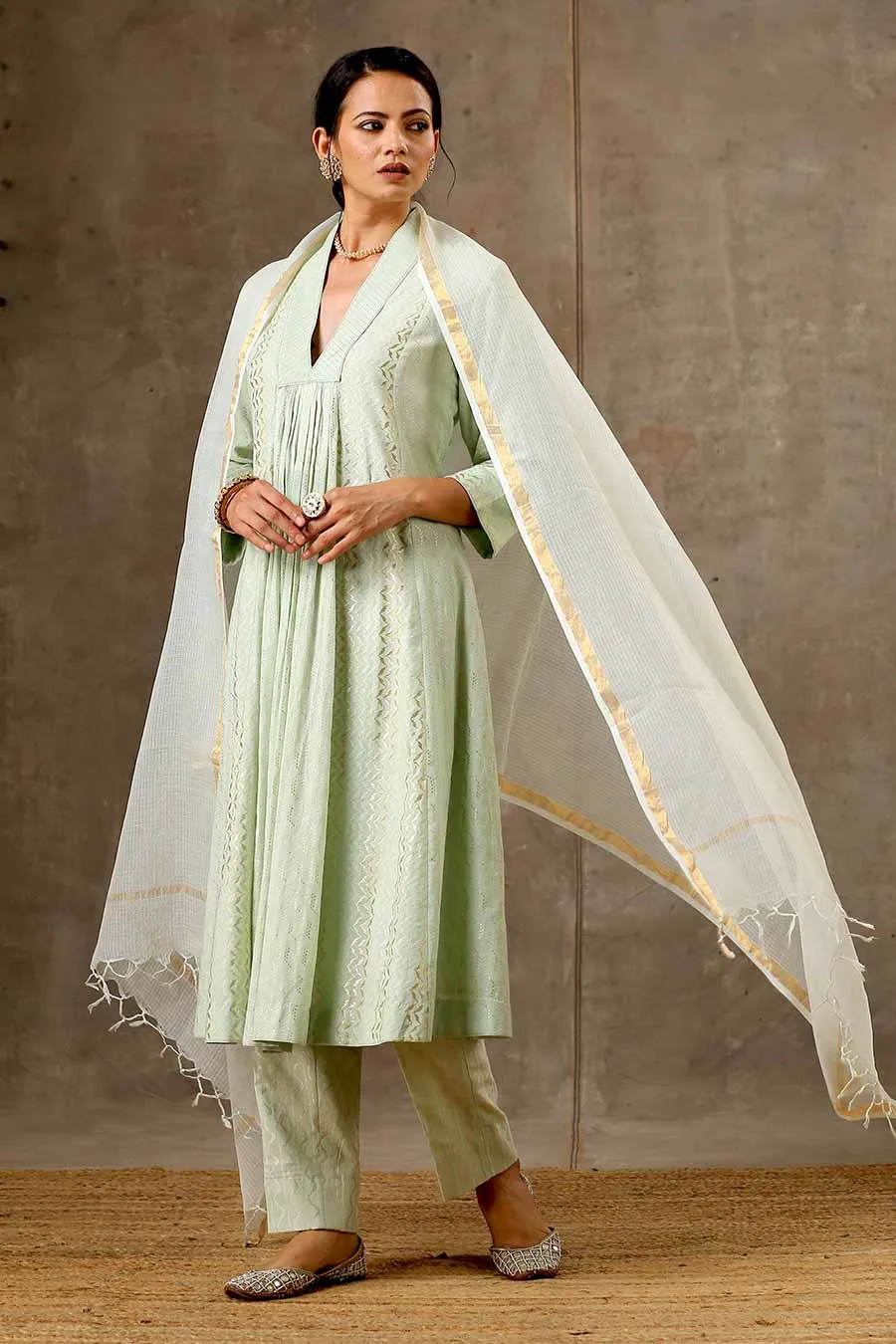 Green Woven Cotton Kurta Set With Dupatta