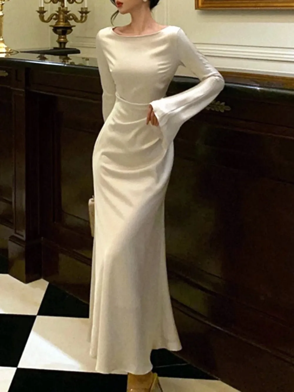 Lily Flare Sleeve Midi Dress