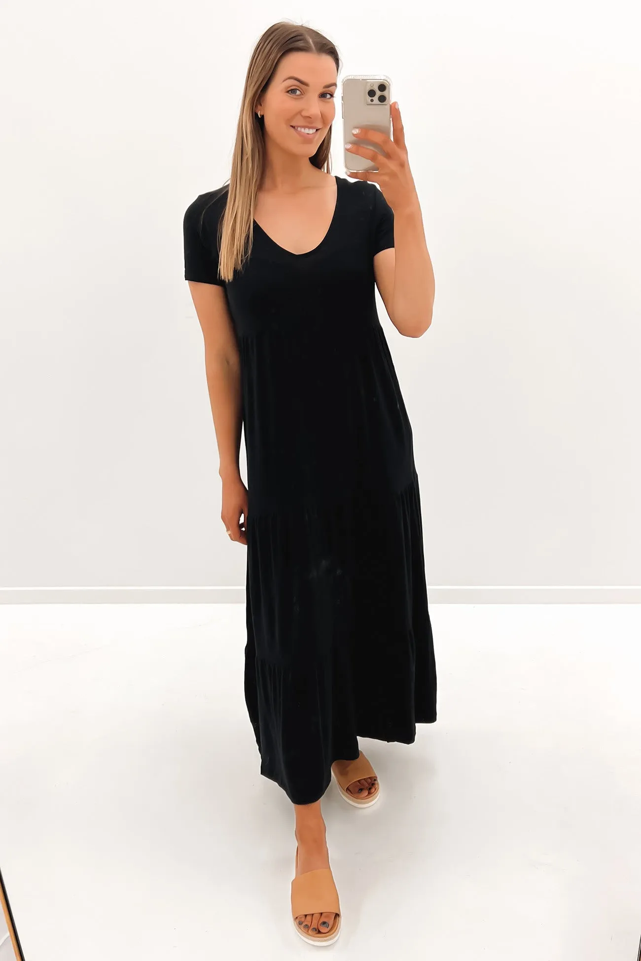 Lola Tiered Dress Black