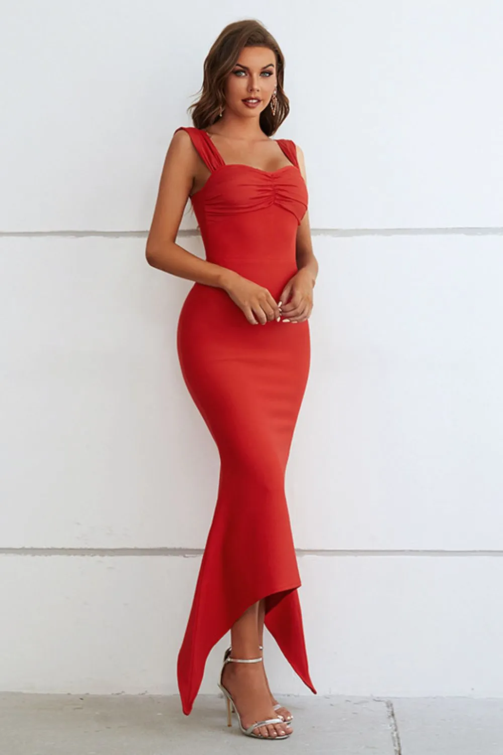 Wedding Guests / Ruched Sweetheart Neck Hem Detail Dress