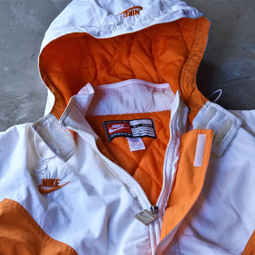 Y2K NIKE “Tennessee Volunteers” 中綿入り ナイロンジャケット 240119